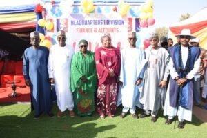 Alt Text: A detailed flowchart showing the step-by-step process of website SEO optimization from audit to reporting. Image...