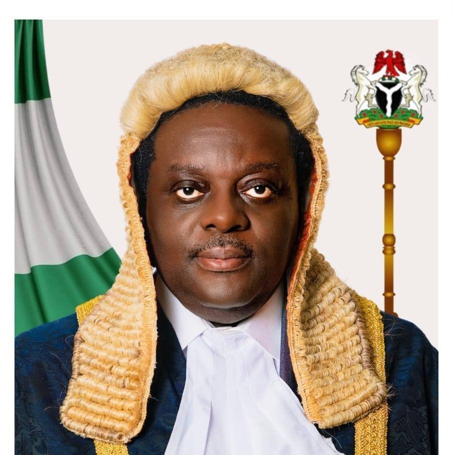 Alt Text: A detailed cross-section diagram of a modern car engine, highlighting key components like pistons and valves. Im...